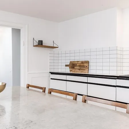 Penthouse W/rooftop Terrace In Latin Quarter Apartman