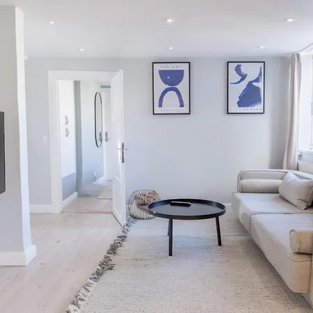Daire Penthouse W/rooftop Terrace In Latin Quarter *
