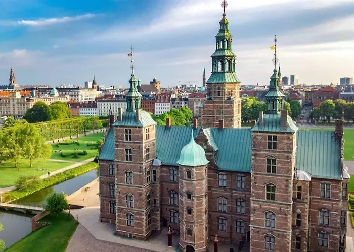 Penthouse W/rooftop Terrace In Latin Quarter København