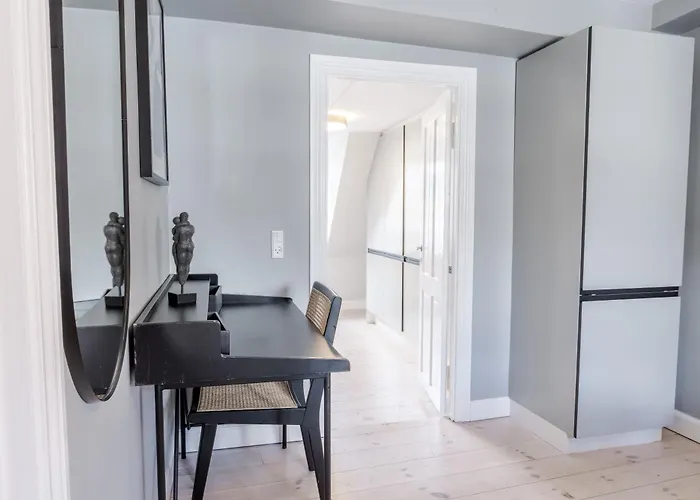 Lejlighed Penthouse W/rooftop Terrace In Latin Quarter København